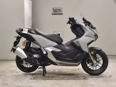 Honda ADV160
