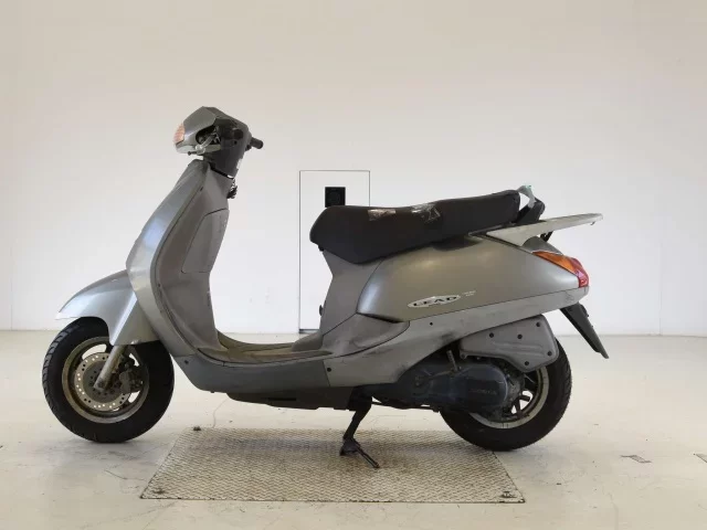 Honda LEAD 100
