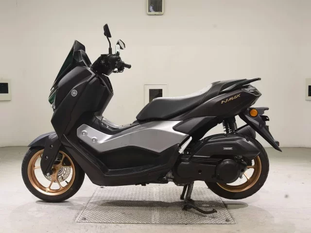 Yamaha NMAX155-3