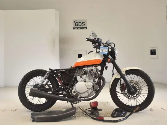 Suzuki GLASS TRACKER BIG BOY