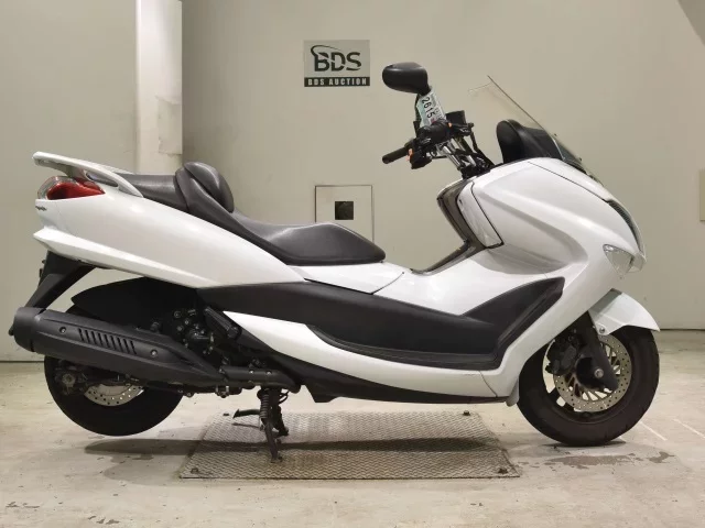 Yamaha MAJESTY 250-4
