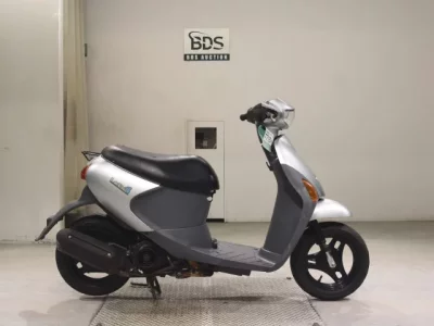 Suzuki LET S4