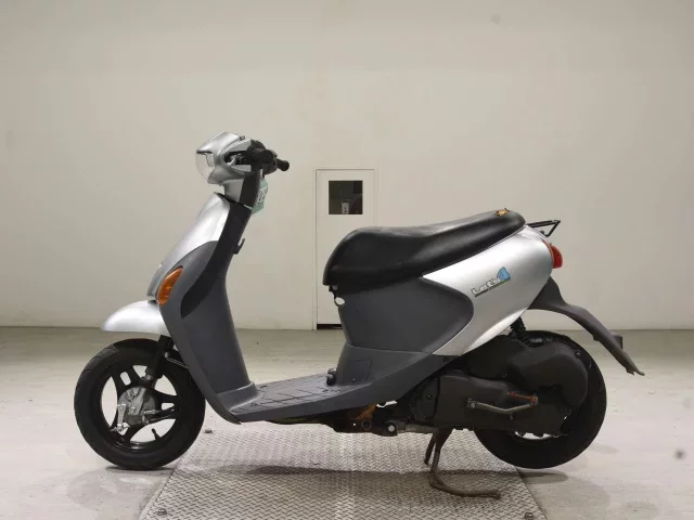 Suzuki LET S4