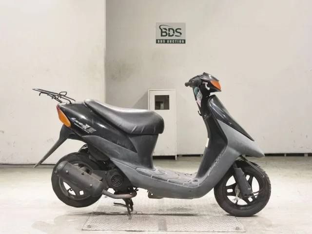 Suzuki LET S2