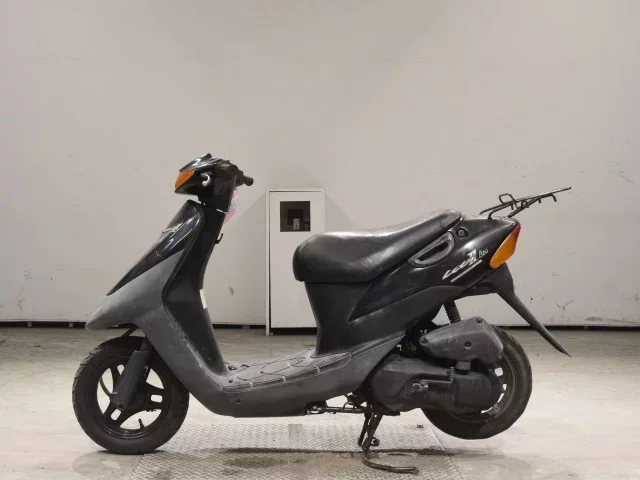 Suzuki LET S2