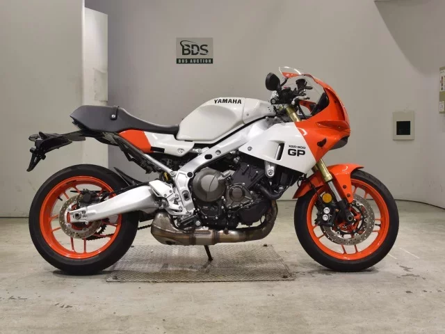 Yamaha XSR900GP лот № 2595 оценка 7  с аукциона в Японии