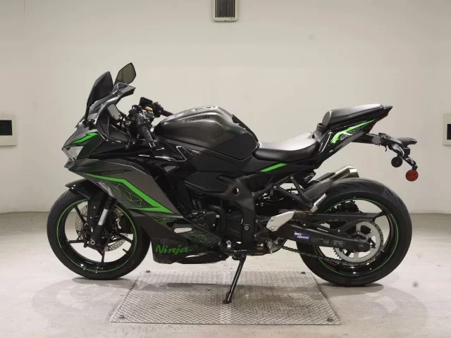 Kawasaki ZX-25R-2SE