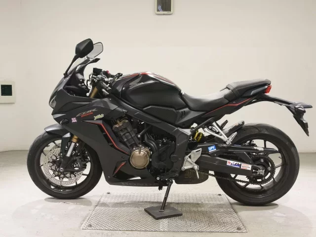 Honda CBR650R