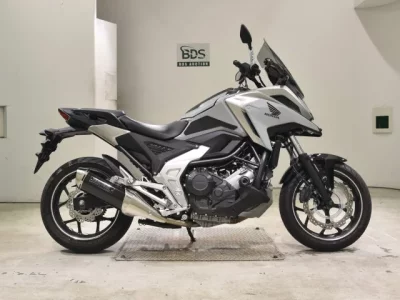 Honda NC750X-3