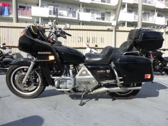 Honda GL1100 SHO LOUIS NOT EQUIPPED