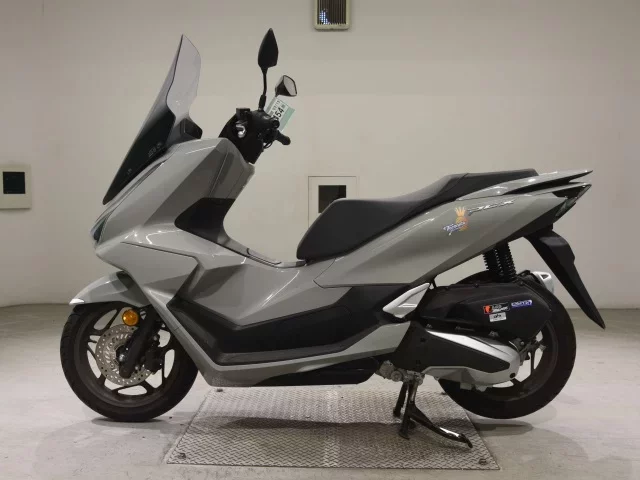 Honda PCX125-4