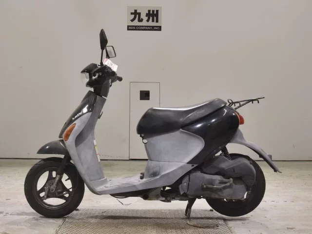 Suzuki LET S4