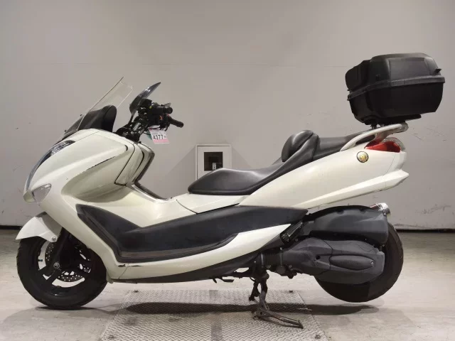 Yamaha MAJESTY 250-4