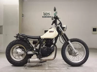 Yamaha TW225