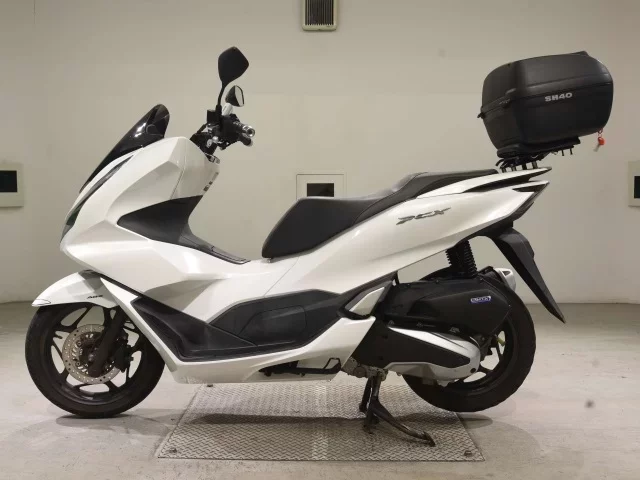 Honda PCX125-4