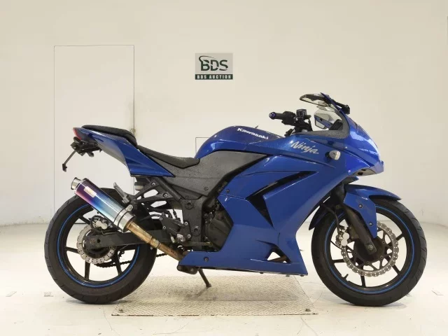 Kawasaki NINJA250R