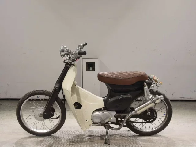 Honda C50