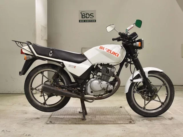 Suzuki GS125