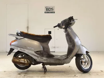 Honda LEAD 100