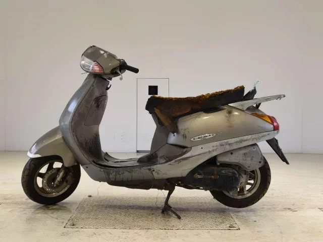 Honda LEAD 100