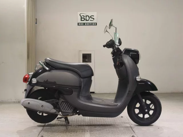 Yamaha VINO-4