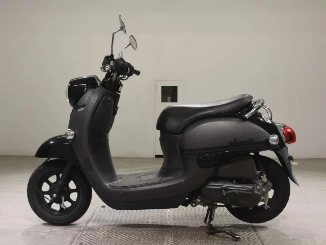 Yamaha VINO-4