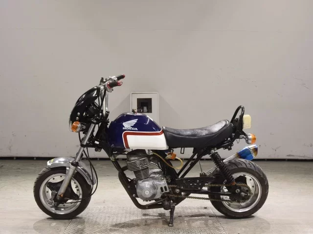 Honda NO TIIDA CCS
