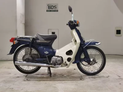 Honda C90