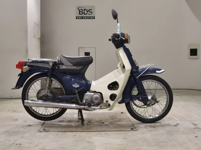 Honda C90
