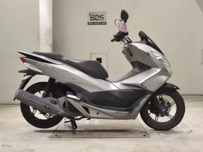 Honda PCX125-2