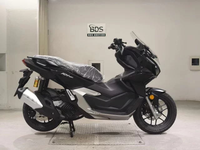 Honda ADV160
