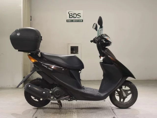 Suzuki ADDRESS V50-3