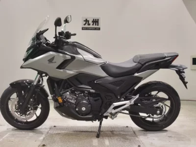 Honda NC750XD-3