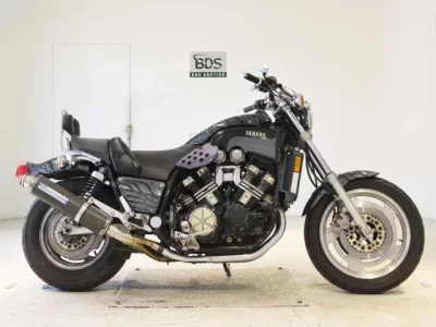 Yamaha V-MAX