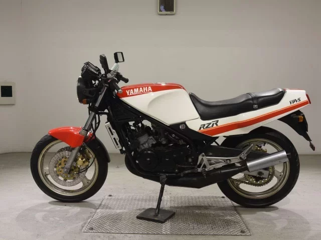 Yamaha RZ250R