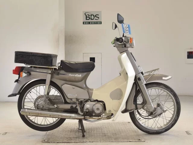 Honda C90