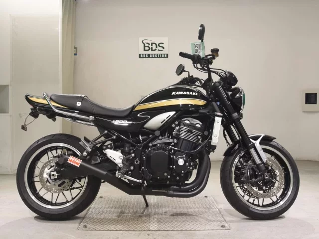 Kawasaki Z900RS лот № 5089 оценка 5  с аукциона в Японии