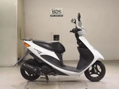 Suzuki ADDRESS V50-3
