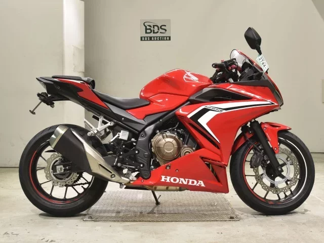 Honda CBR400R-2 лот № 2744 оценка 5  с аукциона в Японии