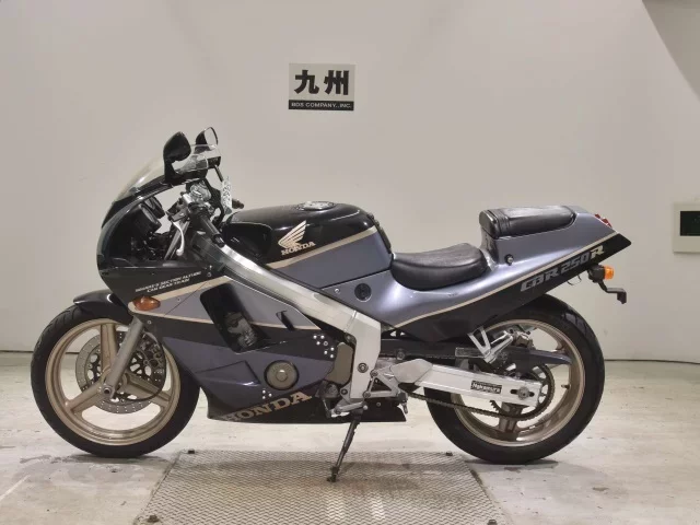 Honda CBR250R