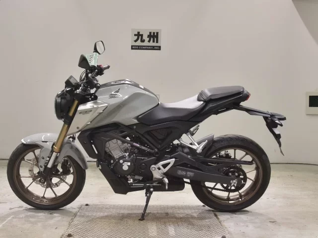 Honda CB125R-2
