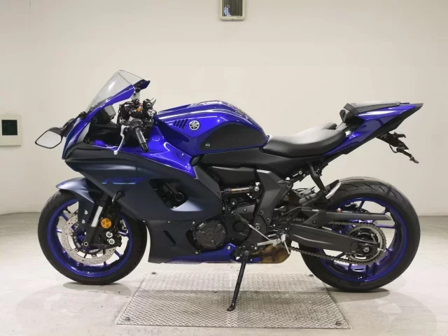 Yamaha YZF-R7-2