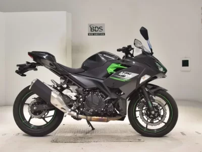 Kawasaki NINJA250-2
