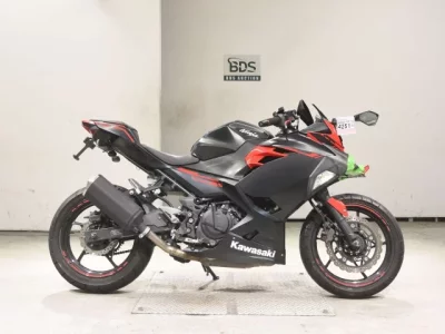 Kawasaki NINJA250-2