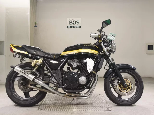 Kawasaki ZRX400