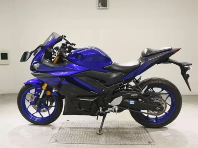 Yamaha YZF-R3 лот № 5389 оценка 4  с аукциона в Японии 2