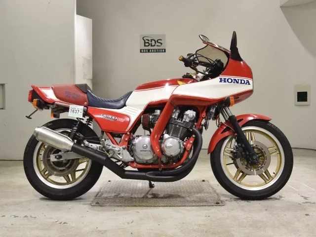 Honda CB900F
