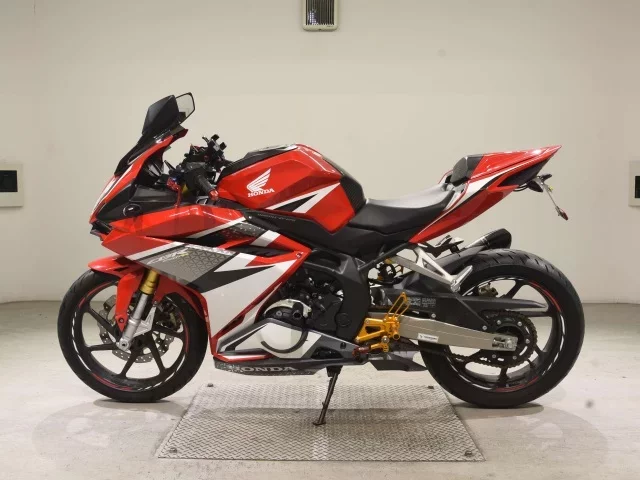 Honda CBR250RR-2A