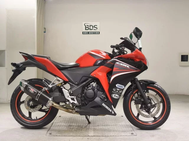 Honda CBR250R лот № 7599 оценка 4  с аукциона в Японии