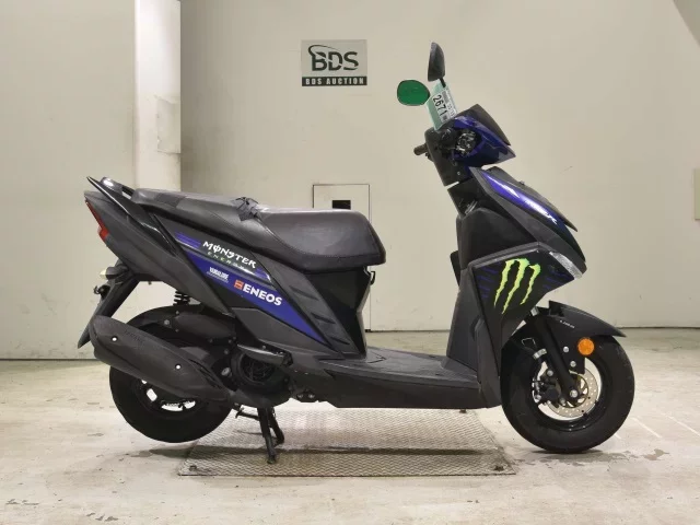 Yamaha CYGNUS RAYZR